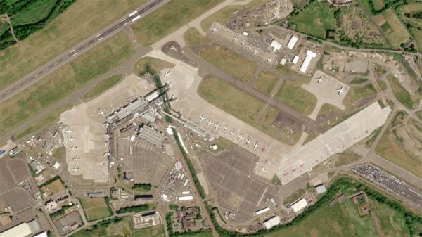 Satellite view of Edinburgh Airport