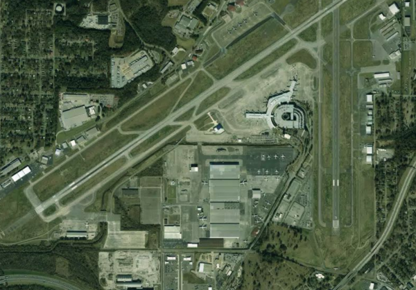 Satellite view of Birmingham-Shuttlesworth Airport